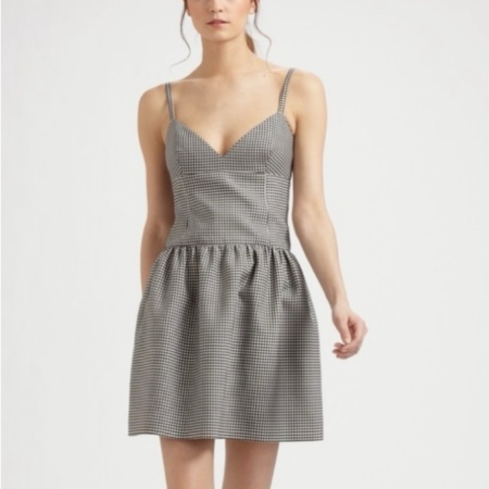 NWT Valentino Houndstooth Mini Dress Grey Fit & Flare Sleeveless Wool Silk Vneck